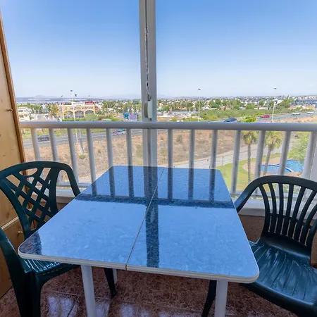 شقة Torrevieja Holiday Appartement تورّيفيِخا